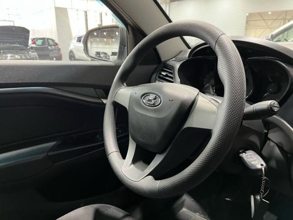 Lada (ВАЗ) Vesta I с пробегом 2019 года, цена 895 000 рублей, 80073 км, седан, Автокод Объявления