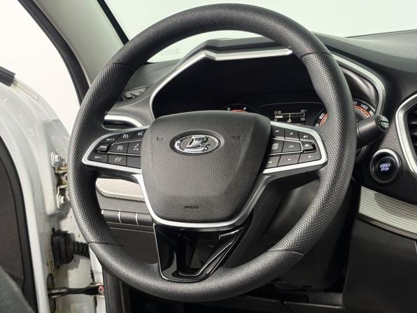 Lada (ВАЗ) Vesta I Рестайлинг (NG) с пробегом 2023 года, цена 1 345 000 рублей, 31351 км, седан, Автокод Объявления
