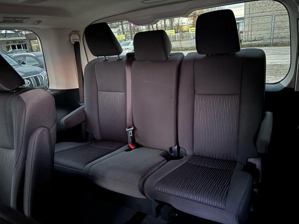 Toyota HiAce H300 с пробегом 2020 года, цена 6 290 000 рублей, 100670 км, минивэн, Автокод Объявления