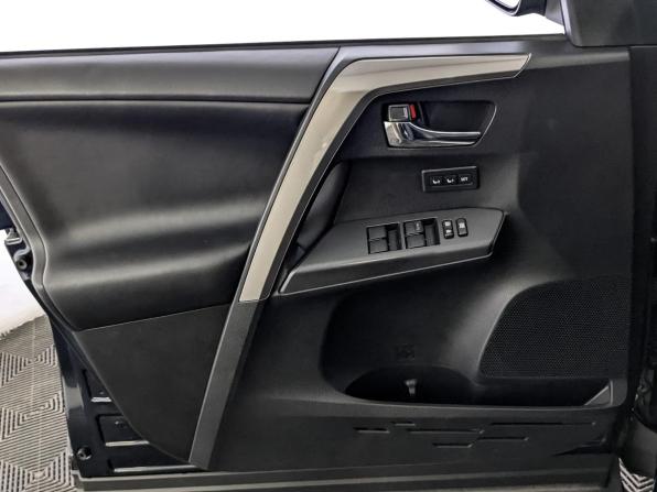 Toyota RAV4 IV (XA40) Рестайлинг с пробегом 2019 года, цена 3 155 000 рублей, 73677 км, внедорожник, Автокод Объявления