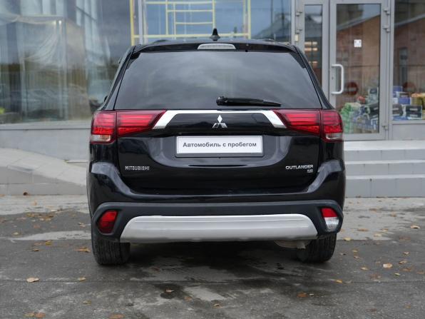 Mitsubishi Outlander III Рестайлинг 3 с пробегом 2018 года, цена 2 070 000 рублей, 55854 км, внедорожник, Автокод Объявления