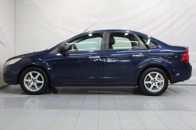 Ford Focus II Рестайлинг с пробегом 2010 года, цена 550 000 рублей, 325932 км, седан, Автокод Объявления