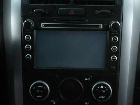 Suzuki Grand Vitara II Рестайлинг с пробегом 2010 года, цена 856 000 рублей, 176000 км, внедорожник, Автокод Объявления