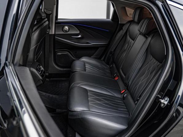 Chery Arrizo 8 с пробегом 2023 года, цена 1 998 000 рублей, 63713 км, седан, Автокод Объявления