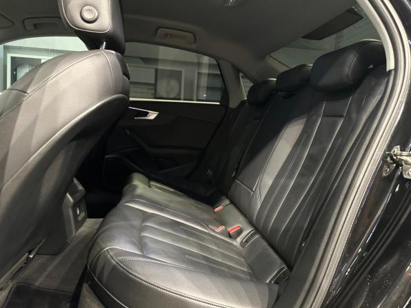 Audi A4 V (B9) с пробегом 2017 года, цена 2 097 000 рублей, 163000 км, седан, Автокод Объявления