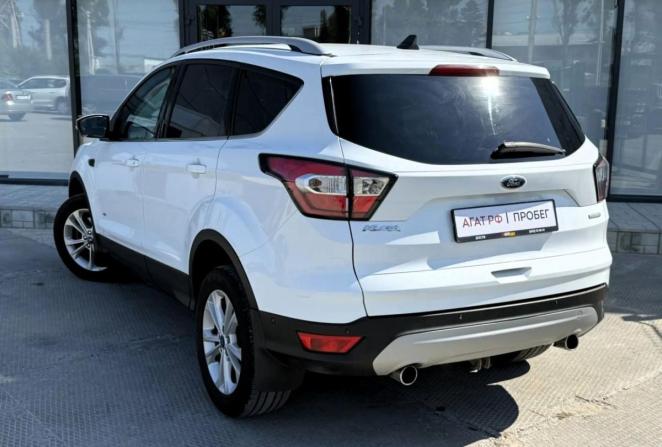 Ford Kuga II Рестайлинг с пробегом 2017 года, цена 1 420 000 рублей, 128854 км, внедорожник, Автокод Объявления