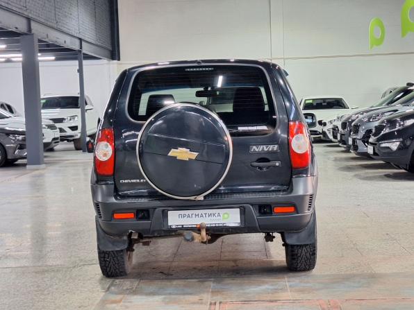 Chevrolet Niva I Рестайлинг с пробегом 2018 года, цена 675 000 рублей, 115347 км, внедорожник, Автокод Объявления