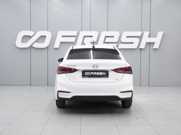 Hyundai Solaris II с пробегом 2019 года, цена 1 230 000 рублей, 119042 км, седан, Автокод Объявления