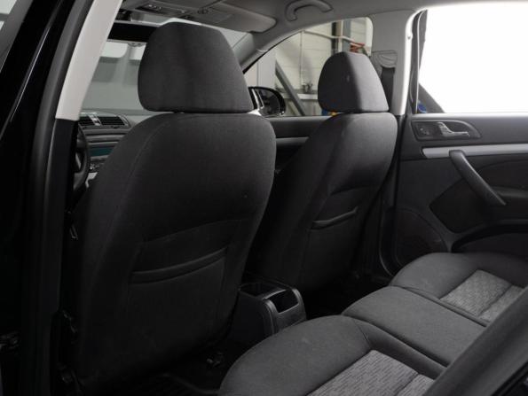 Skoda Octavia II (A5) Рестайлинг с пробегом 2013 года, цена 999 000 рублей, 110265 км, лифтбек, Автокод Объявления