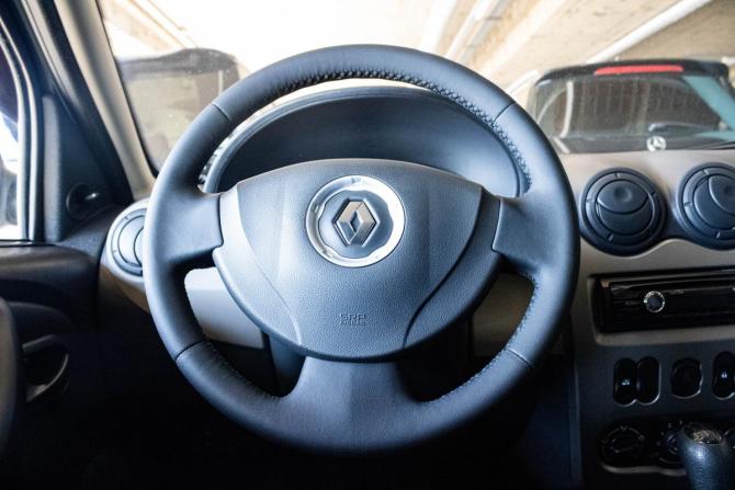 Renault Sandero I с пробегом 2013 года, цена 550 000 рублей, 213165 км, хэтчбек, Автокод Объявления