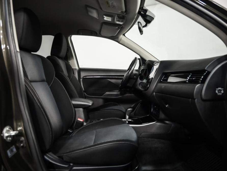 Mitsubishi Outlander III Рестайлинг 3 Санкт-Петербург  - изображение 24