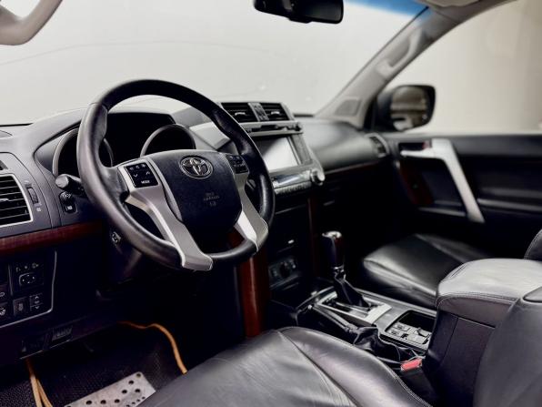 Toyota Land Cruiser Prado 150 Series Рестайлинг 1 с пробегом 2015 года, цена 3 897 000 рублей, 158659 км, внедорожник, Автокод Объявления