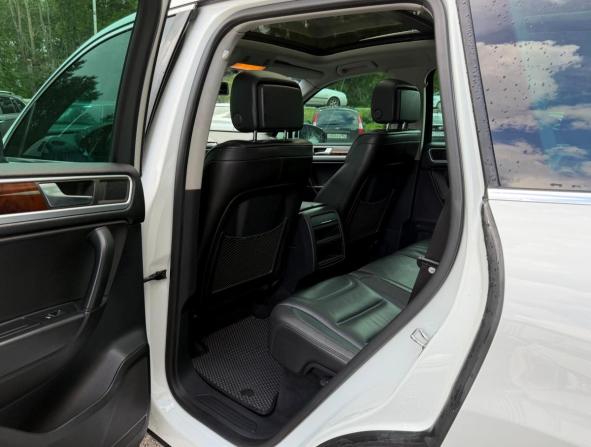 Volkswagen Touareg II с пробегом 2013 года, цена 1 670 000 рублей, 278711 км, внедорожник, Автокод Объявления