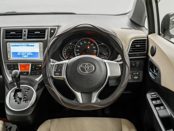 Toyota Ractis II с пробегом 2013 года, цена 1 150 000 рублей, 29192 км, хэтчбек, Автокод Объявления