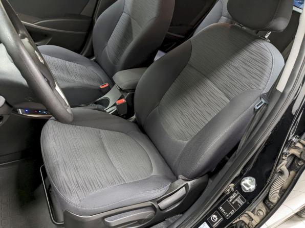 Hyundai Solaris I Рестайлинг с пробегом 2015 года, цена 1 160 000 рублей, 68850 км, хэтчбек, Автокод Объявления