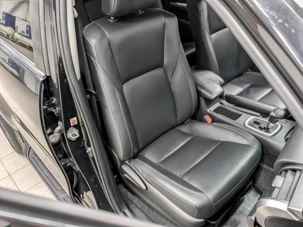 Toyota Hilux VIII с пробегом 2017 года, цена 3 380 000 рублей, 247439 км, offers.body_type.unknown, Автокод Объявления