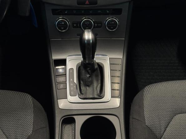 Volkswagen Passat B7 с пробегом 2012 года, цена 1 248 000 рублей, 154135 км, седан, Автокод Объявления