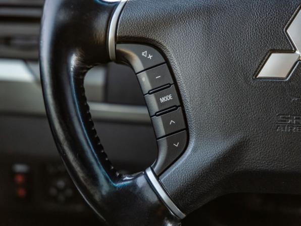 Mitsubishi Pajero IV Рестайлинг 2 с пробегом 2015 года, цена 2 698 000 рублей, 147138 км, внедорожник, Автокод Объявления