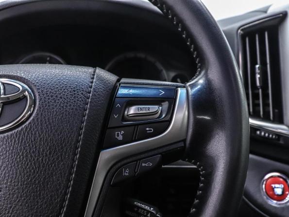 Toyota Land Cruiser 200 Series Рестайлинг 2 с пробегом 2019 года, цена 7 600 000 рублей, 160046 км, внедорожник, Автокод Объявления