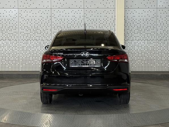Hyundai Solaris II Рестайлинг с пробегом 2021 года, цена 865 000 рублей, 50675 км, седан, Автокод Объявления