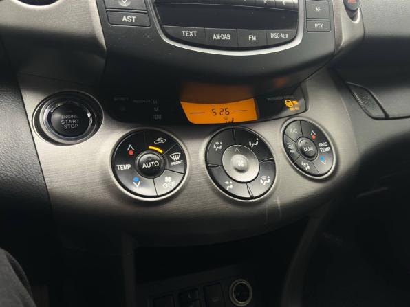 Toyota RAV4 III (XA30) Рестайлинг с пробегом 2011 года, цена 1 449 000 рублей, 134710 км, внедорожник, Автокод Объявления