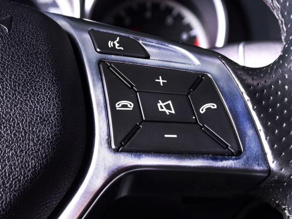 Mercedes-Benz E-Класс IV (W212 S212 C207) Рестайлинг с пробегом 2015 года, цена 1 850 000 рублей, 211800 км, седан, Автокод Объявления