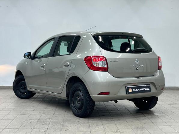 Renault Sandero II с пробегом 2018 года, цена 880 000 рублей, 44000 км, хэтчбек, Автокод Объявления