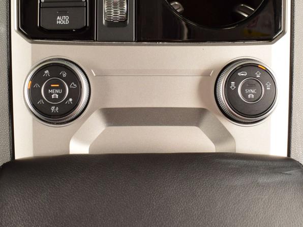Volkswagen Touareg III с пробегом 2021 года, цена 7 750 995 рублей, 42962 км, внедорожник, Автокод Объявления