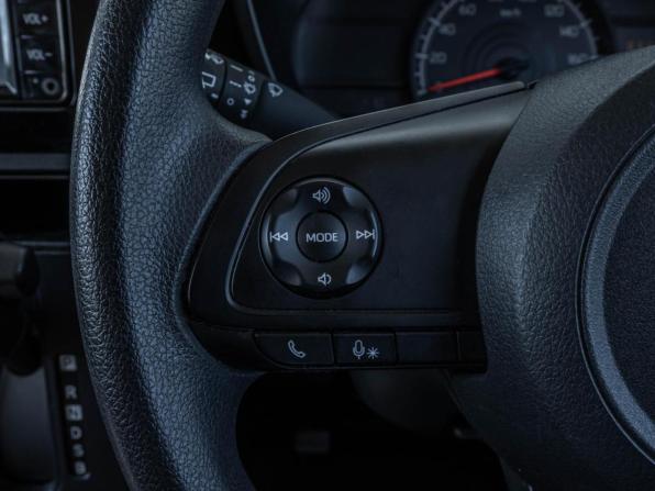Toyota Roomy I Рестайлинг с пробегом 2021 года, цена 1 070 000 рублей, 85578 км, микровэн, Автокод Объявления