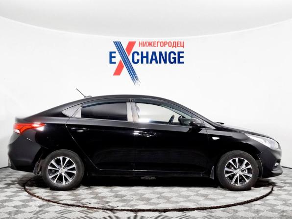 Hyundai Solaris II с пробегом 2017 года, цена 1 259 000 рублей, 157714 км, седан, Автокод Объявления