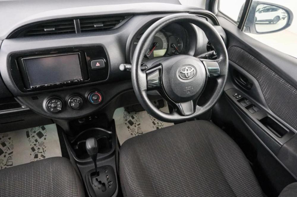 Toyota Vitz III (XP130) Рестайлинг 2 Красноярск  - изображение 9