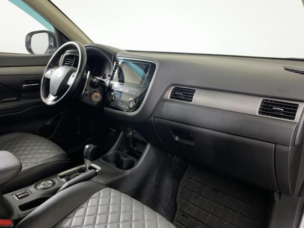 Mitsubishi Outlander III с пробегом 2013 года, цена 1 490 000 рублей, 160012 км, внедорожник, Автокод Объявления