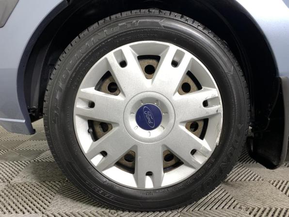 Ford Fusion I Рестайлинг с пробегом 2006 года, цена 480 000 рублей, 125073 км, хэтчбек, Автокод Объявления