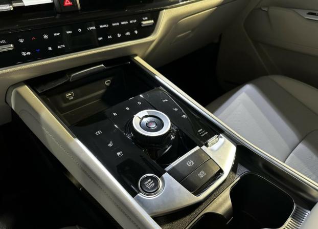 Kia Sportage V с пробегом 2026 года, цена 3 900 000 рублей, 14 км, внедорожник, Автокод Объявления