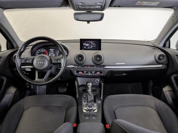 Audi A3 III (8V) Рестайлинг с пробегом 2019 года, цена 2 250 000 рублей, 97772 км, седан, Автокод Объявления