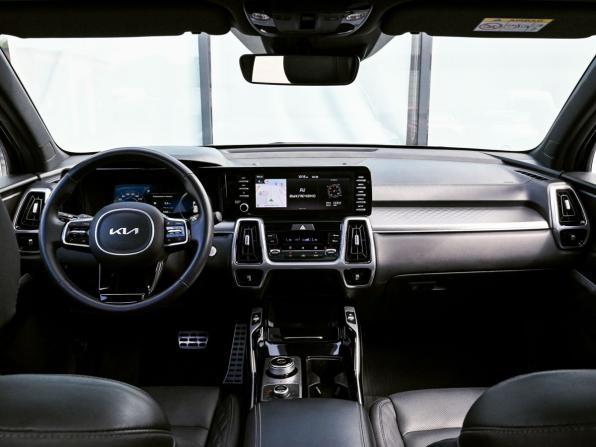 Kia Sorento IV с пробегом 2023 года, цена 5 499 000 рублей, 37458 км, внедорожник, Автокод Объявления