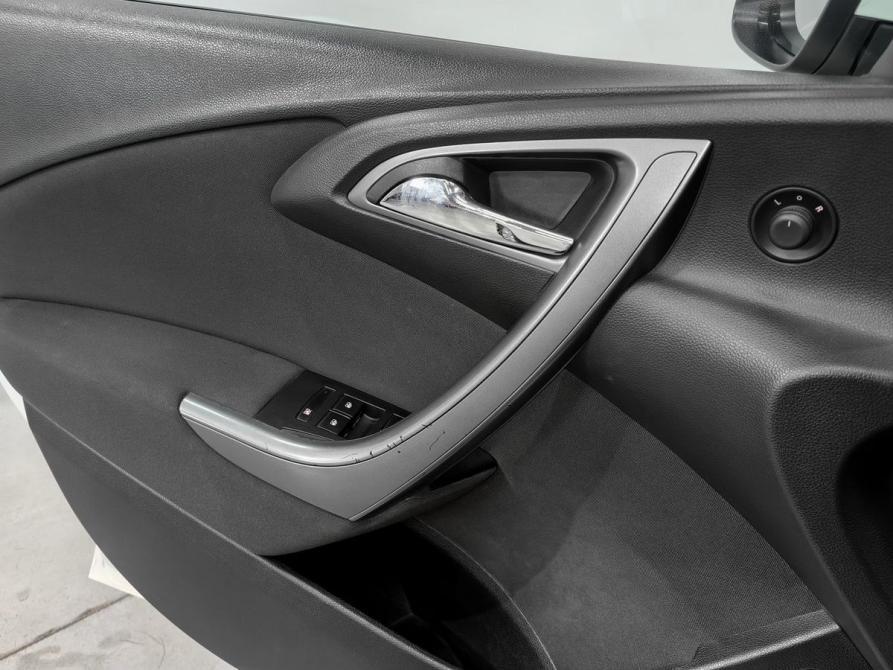 Opel Astra J Рестайлинг Новосибирск  - изображение 16