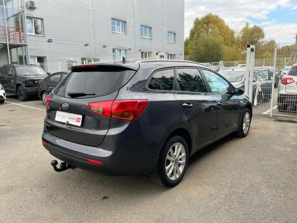 Kia Ceed II Рестайлинг с пробегом 2017 года, цена 1 384 732 рубля, 143316 км, универсал, Автокод Объявления