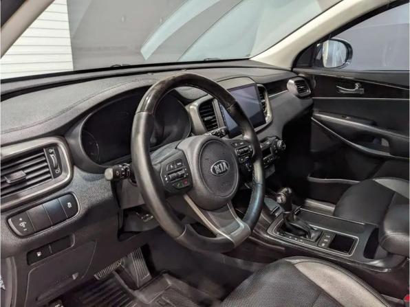 Kia Sorento II Рестайлинг с пробегом 2017 года, цена 2 395 000 рублей, 109420 км, внедорожник, Автокод Объявления