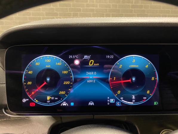 Mercedes-Benz E-Класс V (W213 S213 C238) Рестайлинг с пробегом 2020 года, цена 5 100 000 рублей, 60910 км, седан, Автокод Объявления