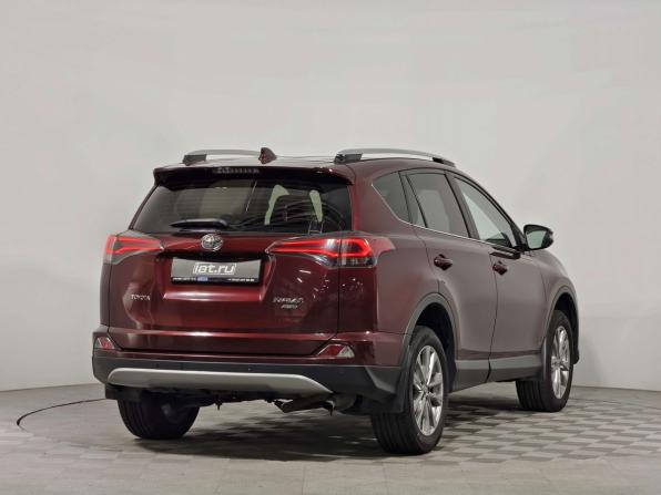 Toyota RAV4 IV (XA40) Рестайлинг с пробегом 2017 года, цена 2 299 000 рублей, 176591 км, внедорожник, Автокод Объявления