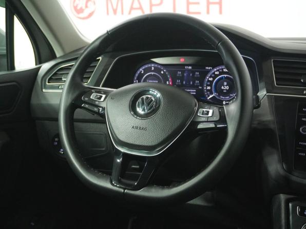 Volkswagen Tiguan II с пробегом 2018 года, цена 2 946 000 рублей, 113572 км, внедорожник, Автокод Объявления
