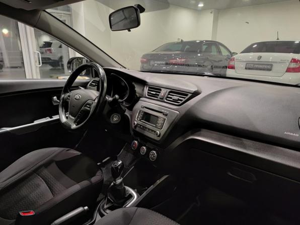 Kia Rio III Рестайлинг с пробегом 2017 года, цена 848 000 рублей, 207368 км, седан, Автокод Объявления