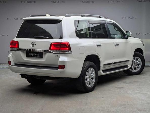 Toyota Land Cruiser 200 Series Рестайлинг 2 с пробегом 2016 года, цена 5 697 000 рублей, 122269 км, внедорожник, Автокод Объявления