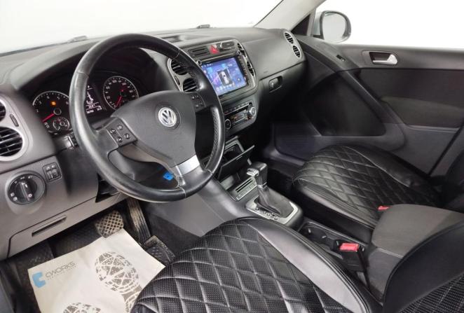 Volkswagen Tiguan I с пробегом 2010 года, цена 1 100 000 рублей, 136792 км, внедорожник, Автокод Объявления