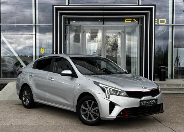 Kia Rio IV Рестайлинг с пробегом 2021 года, цена 1 595 000 рублей, 106500 км, седан, Автокод Объявления