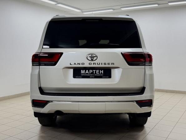 Toyota Land Cruiser 300 Series с пробегом 2021 года, цена 9 660 000 рублей, 120695 км, внедорожник, Автокод Объявления