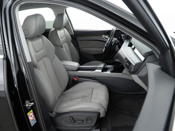 Audi e-tron Sportback I с пробегом 2020 года, цена 3 997 434 рубля, 114430 км, внедорожник, Автокод Объявления