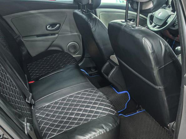 Renault Megane III с пробегом 2009 года, цена 569 900 рублей, 203000 км, хэтчбек, Автокод Объявления