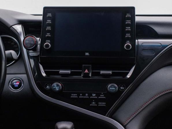 Toyota Camry VIII (XV70) Рестайлинг с пробегом 2021 года, цена 2 870 000 рублей, 102944 км, седан, Автокод Объявления
